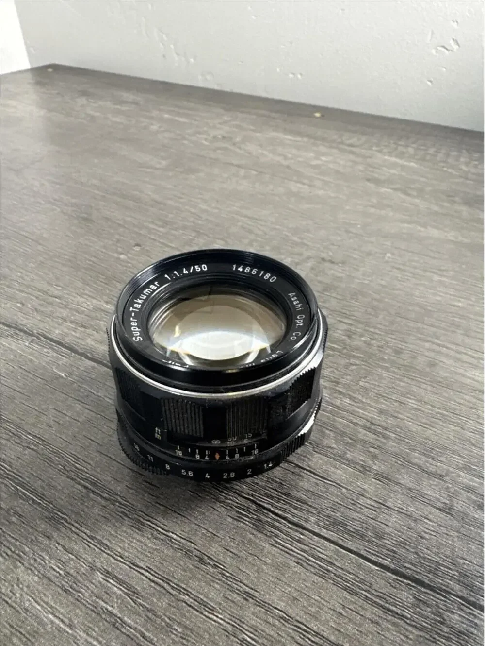 Asahi Pentax Super Takumar 50mm f/1.4 Early Model 8 elements M42